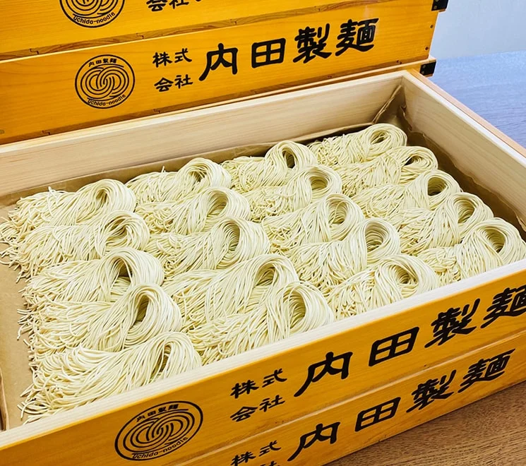 味噌ラーメン用中太チヂレ麺